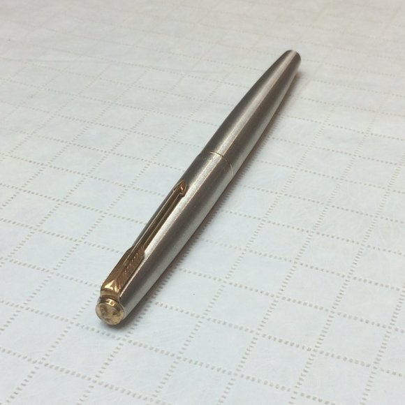 Parker Fountain Pen in Brushed Steel and Gold Accents. New Never used. No tags